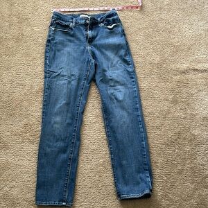 Levi’s straight leg mid rise jeans